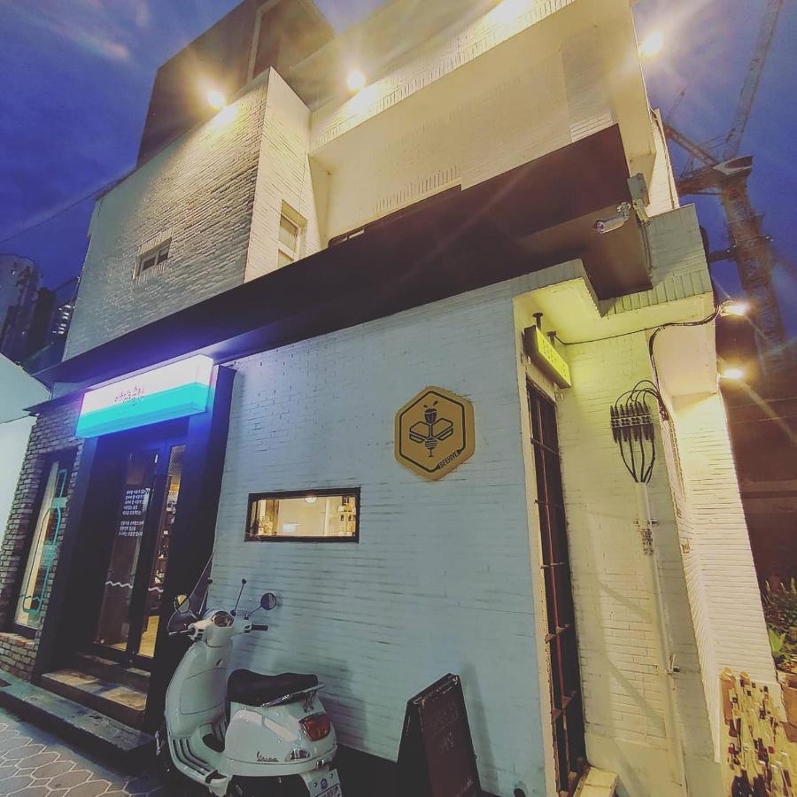 Albergue Good Day Mate Ciudad Metropolitana de Ciudad Metropolitana de Busan Exterior foto