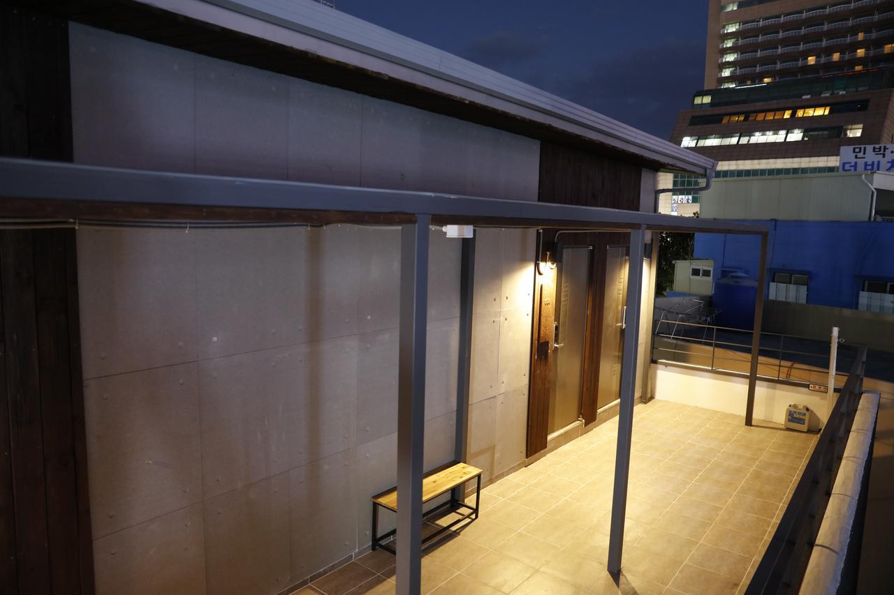 Albergue Good Day Mate Ciudad Metropolitana de Ciudad Metropolitana de Busan Exterior foto