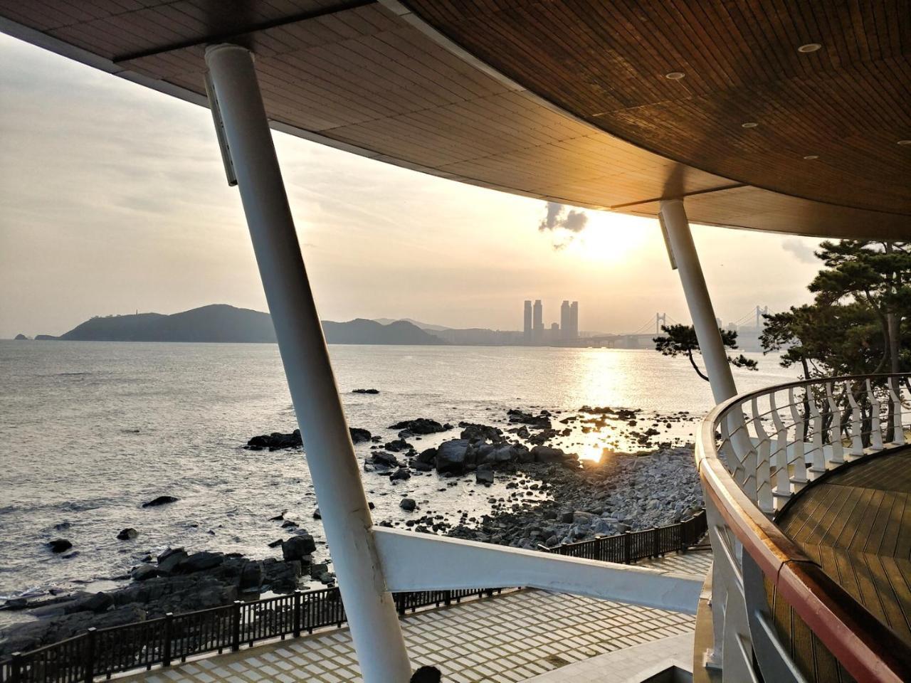Albergue Good Day Mate Ciudad Metropolitana de Ciudad Metropolitana de Busan Exterior foto